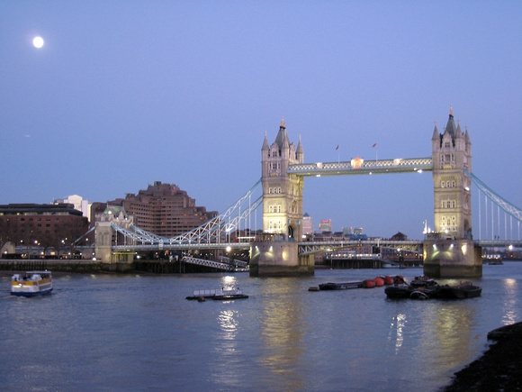 London Bridge @ Night