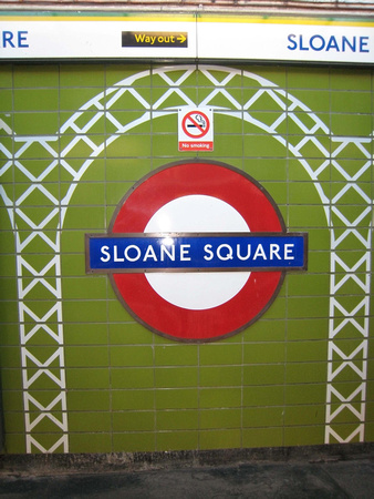 Sloane Square Underground Statuion Sign